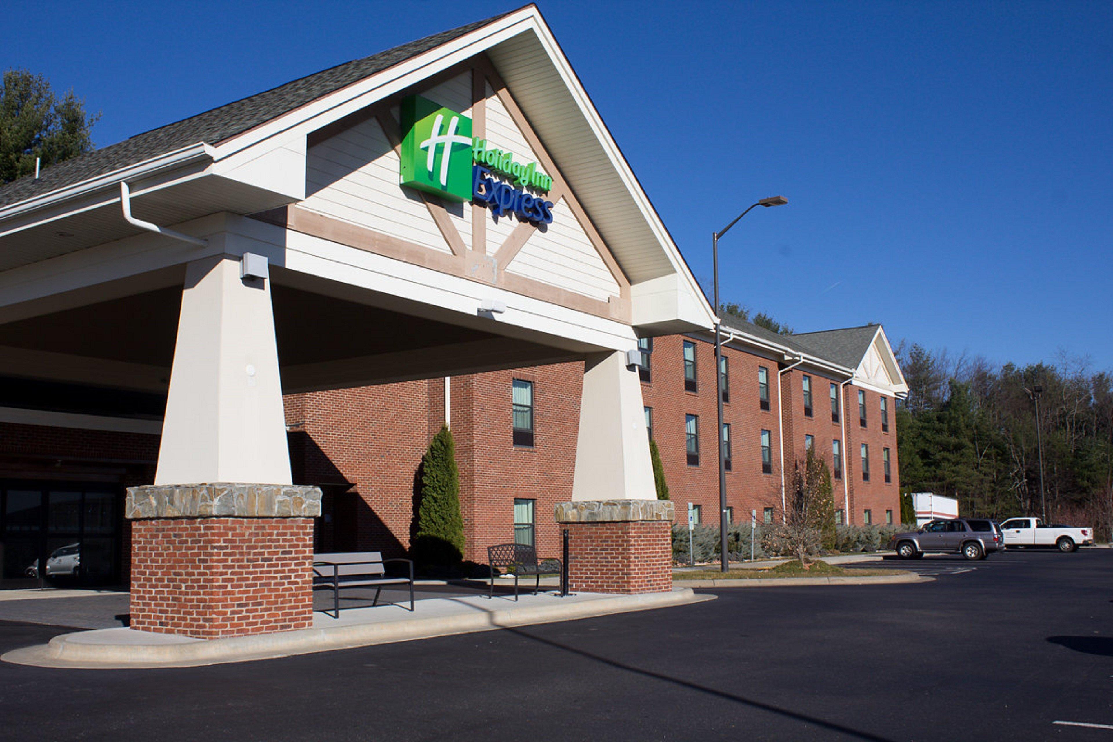 Holiday Inn Express West Jefferson By Ihg Zewnętrze zdjęcie